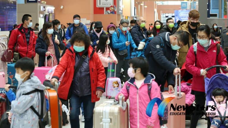 移民局关于第三国待14天的踢皮球回复！卫生部长说14天之后旅行禁令可能继续！