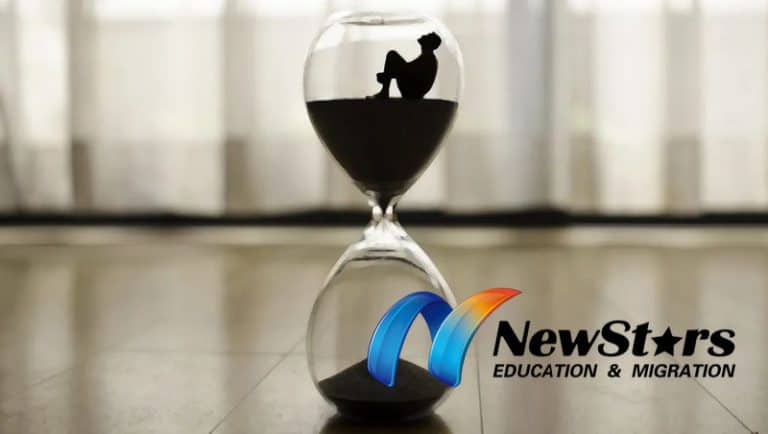[Case Study] Exhausted Waiting Overseas for Your Subclass 190/491/189/309 or Student Visa to Be Granted — Can You Apply for a Visitor Visa to Enter Australia First?